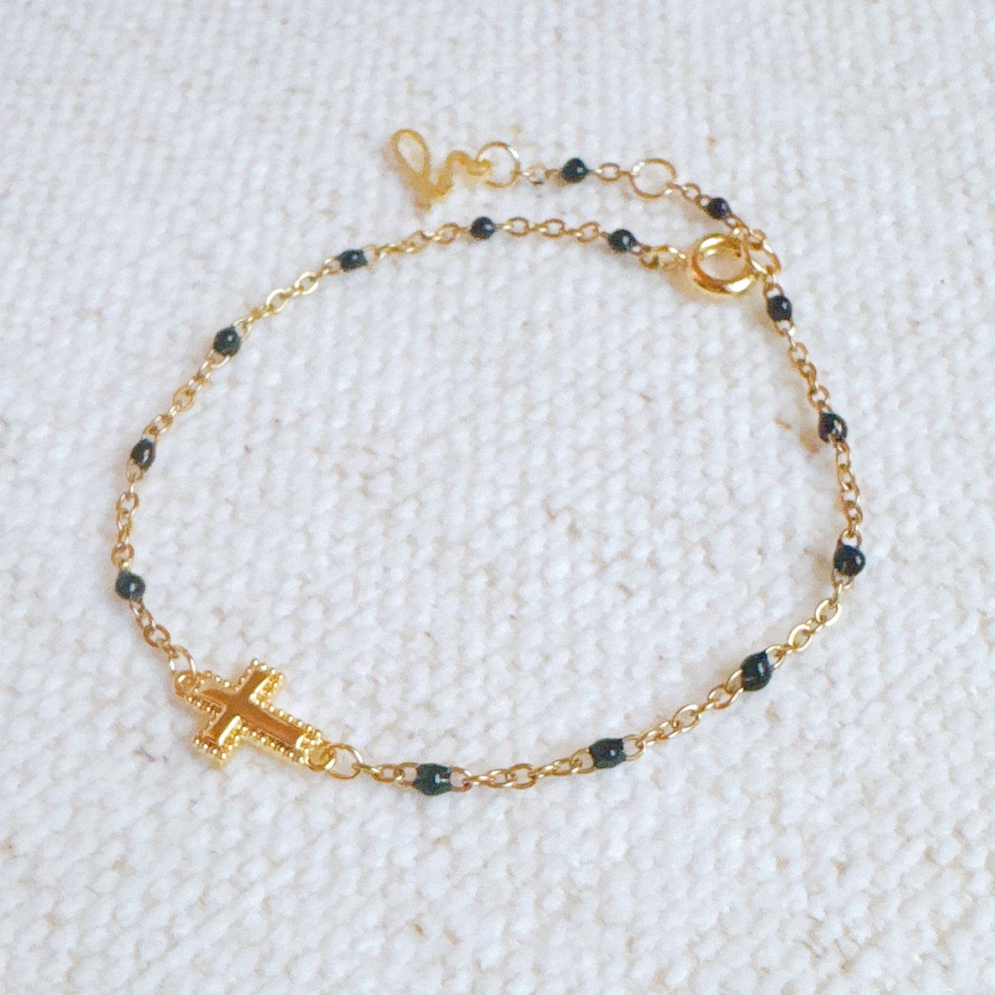 Dainty Cross Bracelet