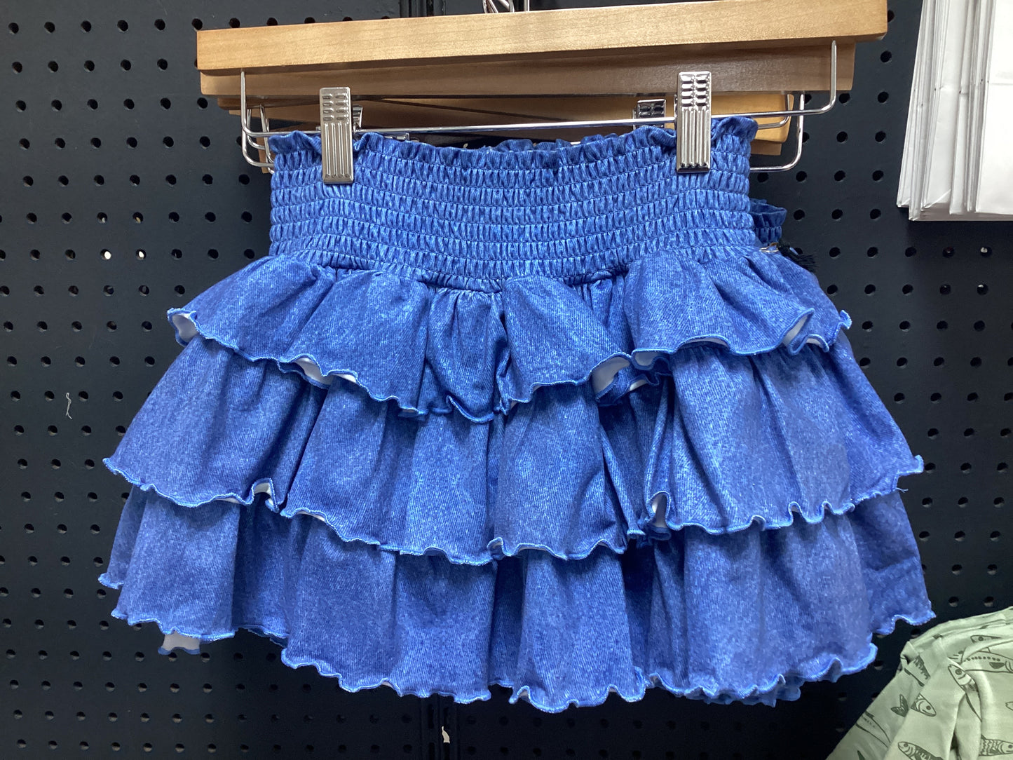 Ruffled denim skort