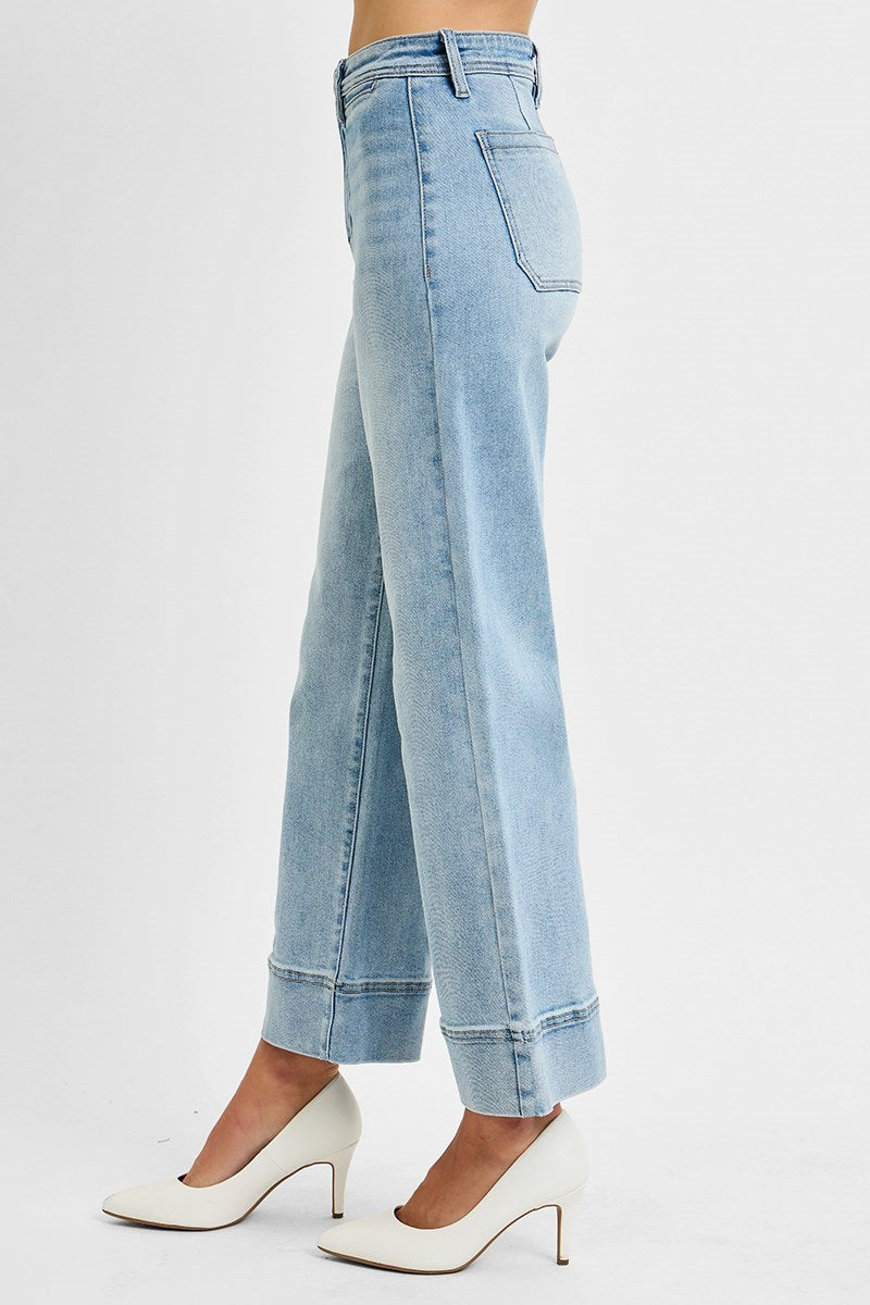 Risen Wide Cropped Jeans