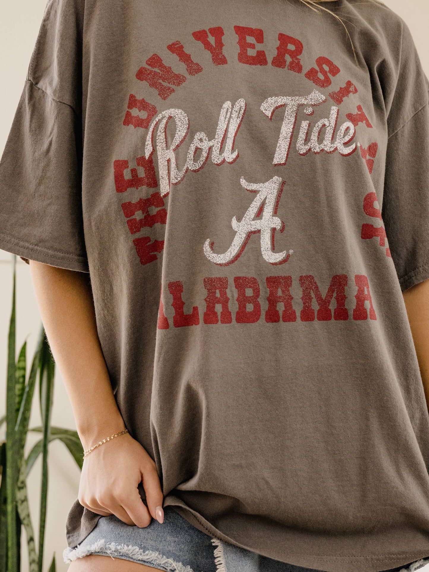Uni of Alabama Thrifted Tee