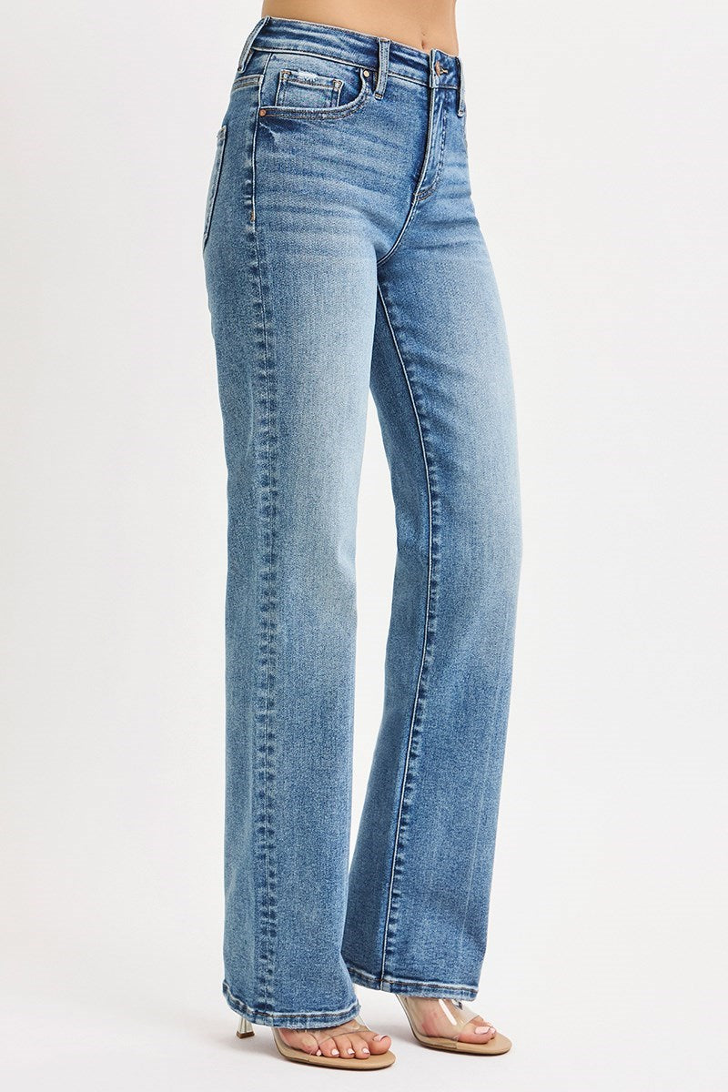 Risen Staight Leg Medium Wash